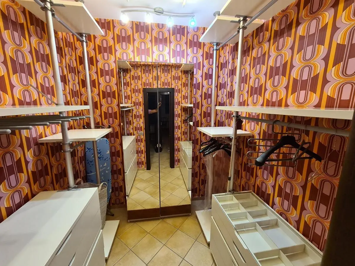 Vincivan House Naples Italy