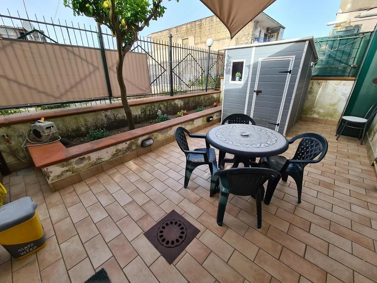 Homestay Vincivan House Naples Italy